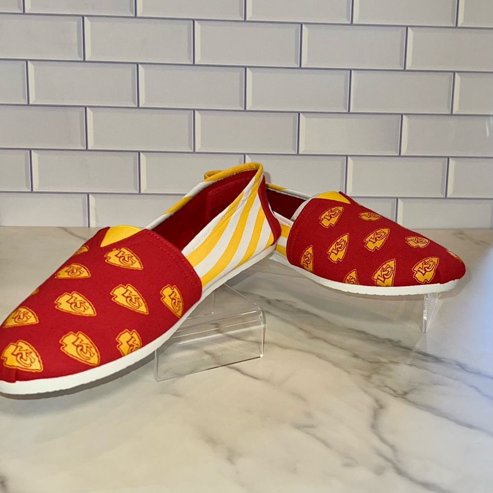 Foco Kansas City Chiefs Womens Stripe Canvas Shoe Size Large 9 10 Slip On KC New
